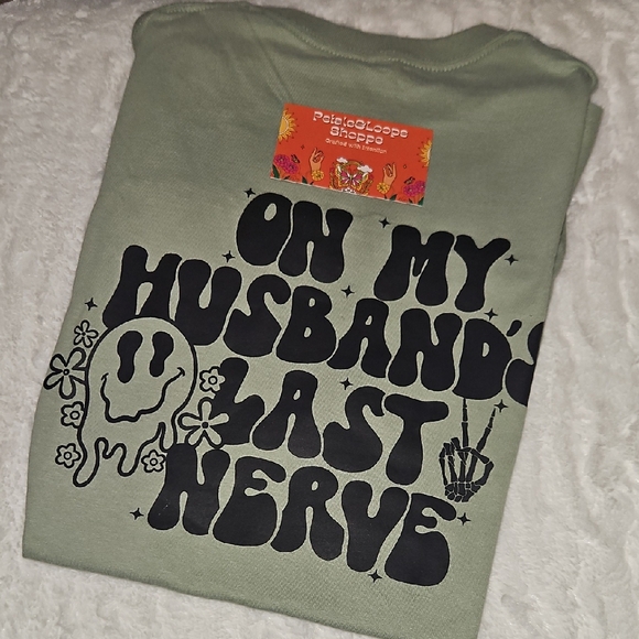 Gildan Tops - Gildan Light Green Graphic Tee